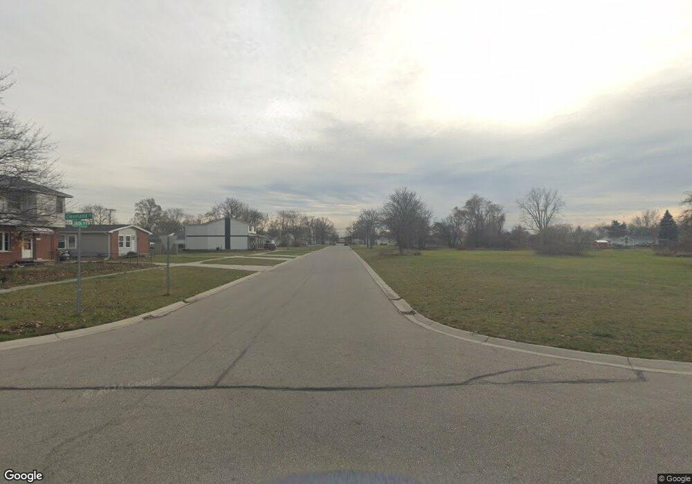 2900 26th St unit 2907, Port Huron, MI 48060 - photo 1