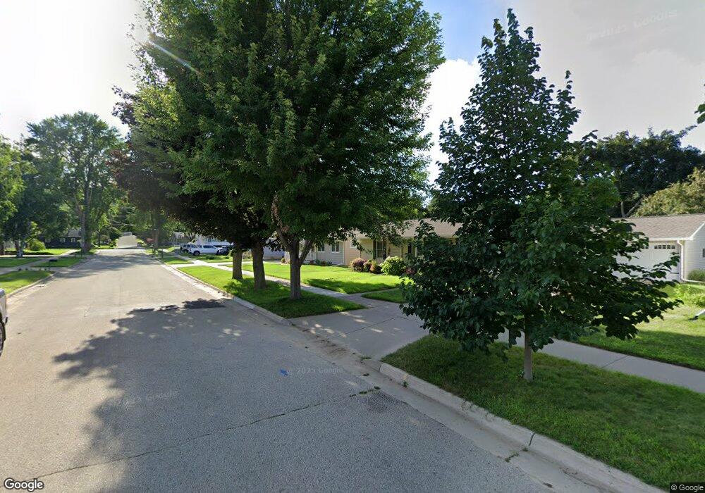 418 N 3rd St, La Crescent, MN 55947 - photo 1