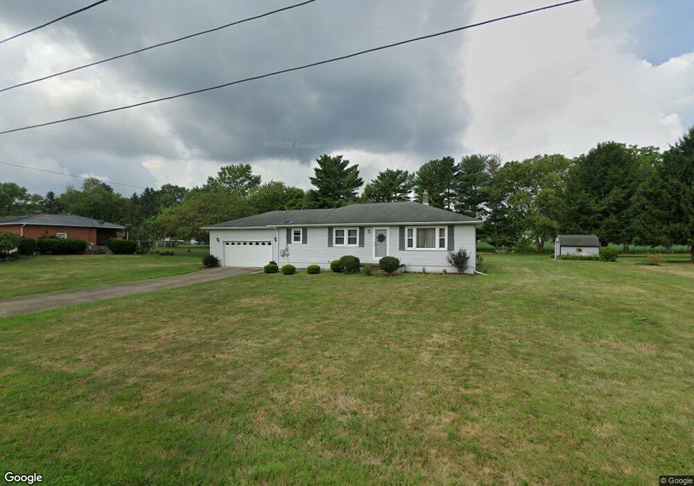 5405 Walnut Dr SE, Lancaster, OH 43130 - photo 1