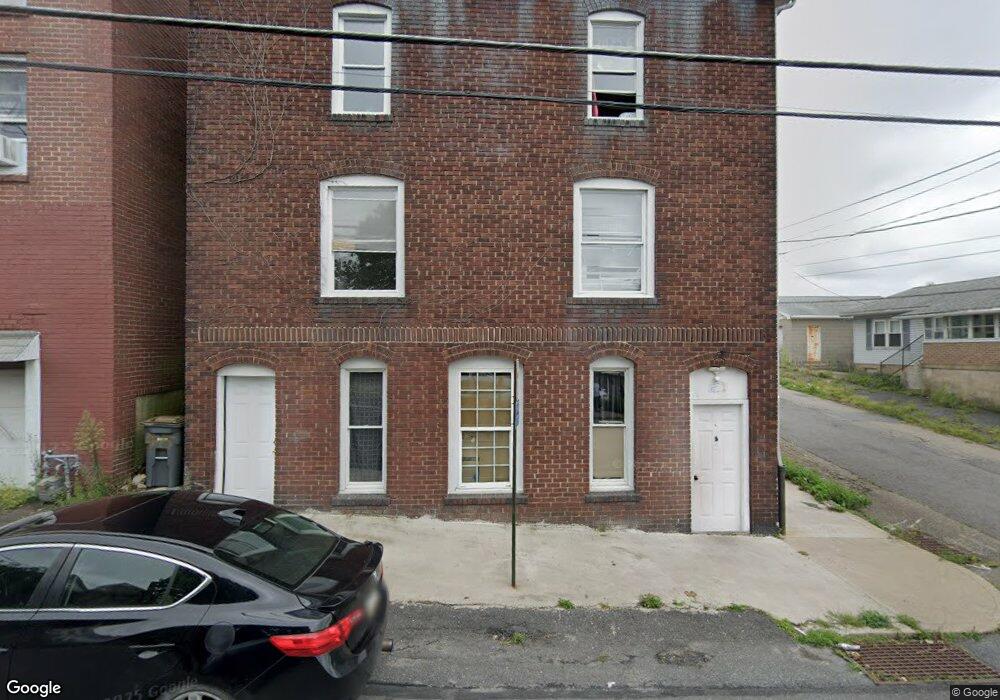 621 Arthur St unit 623, Hazleton, PA 18201 - photo 1