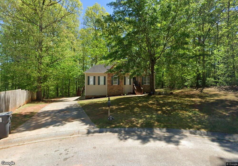 201 Ivory Ln, Carrollton, GA 30116 - photo 1