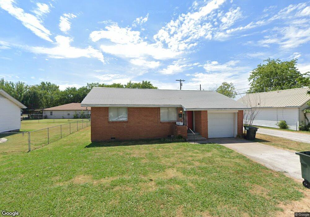 208 S Cherry St, Skiatook, OK 74070 - photo 1