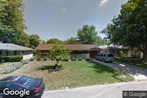 2304 W Surrey Dr, Muncie, IN 47304