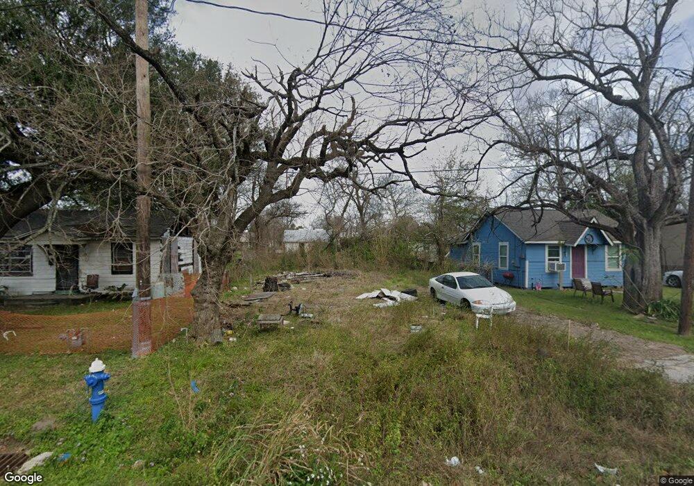 3809 Reid St, Houston, TX 77026 - photo 1