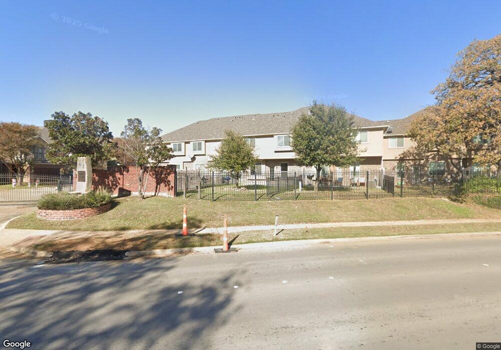 217 Corinna Ct, Hurst, TX 76053 - photo 1