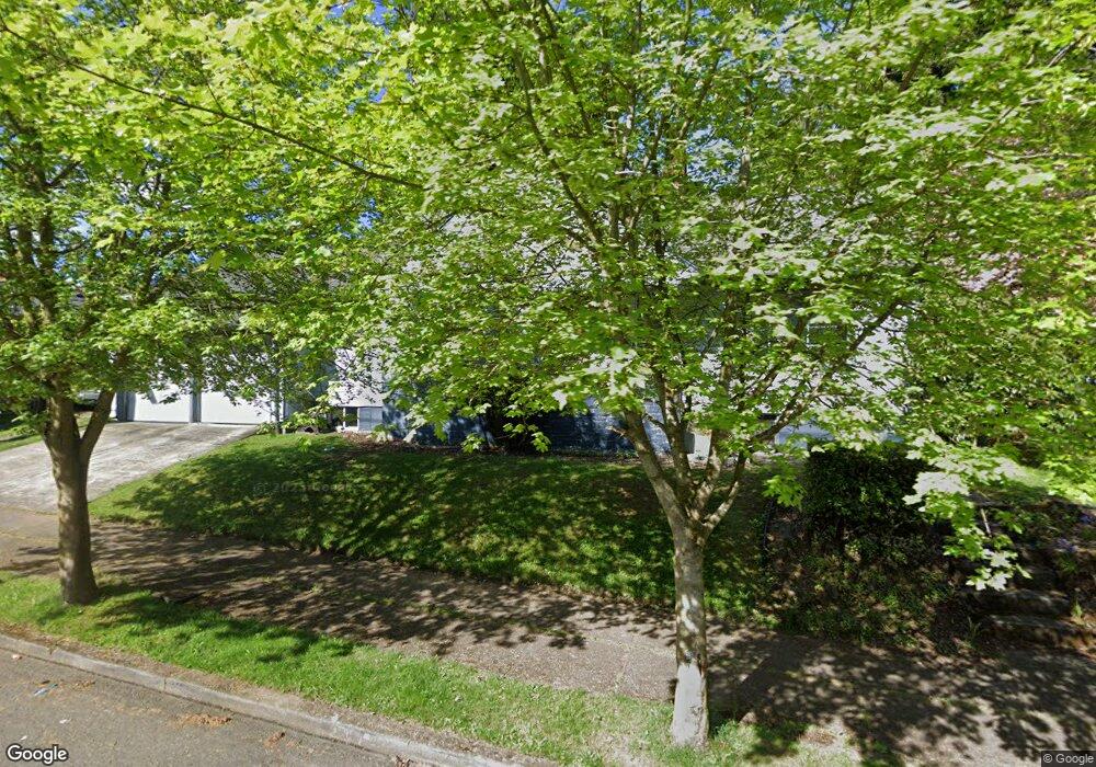 7425 NE Rodney Ave, Portland, OR 97211 - photo 1