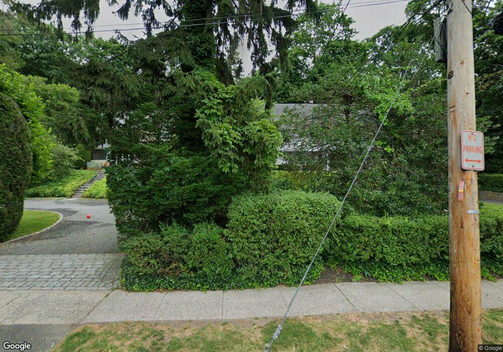 9 Garden Ave unit 9, Bronxville, NY 10708 - photo 1