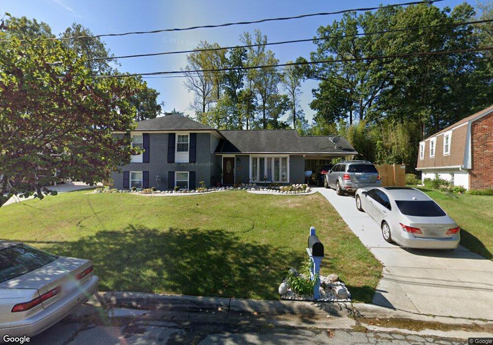 6209 Roblynn Rd, Laurel, MD 20707 - photo 1