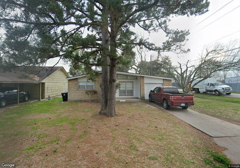 527 Surratt Dr, Houston, TX 77091 - photo 1