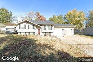 821 E 4th St, Aviston, IL 62216