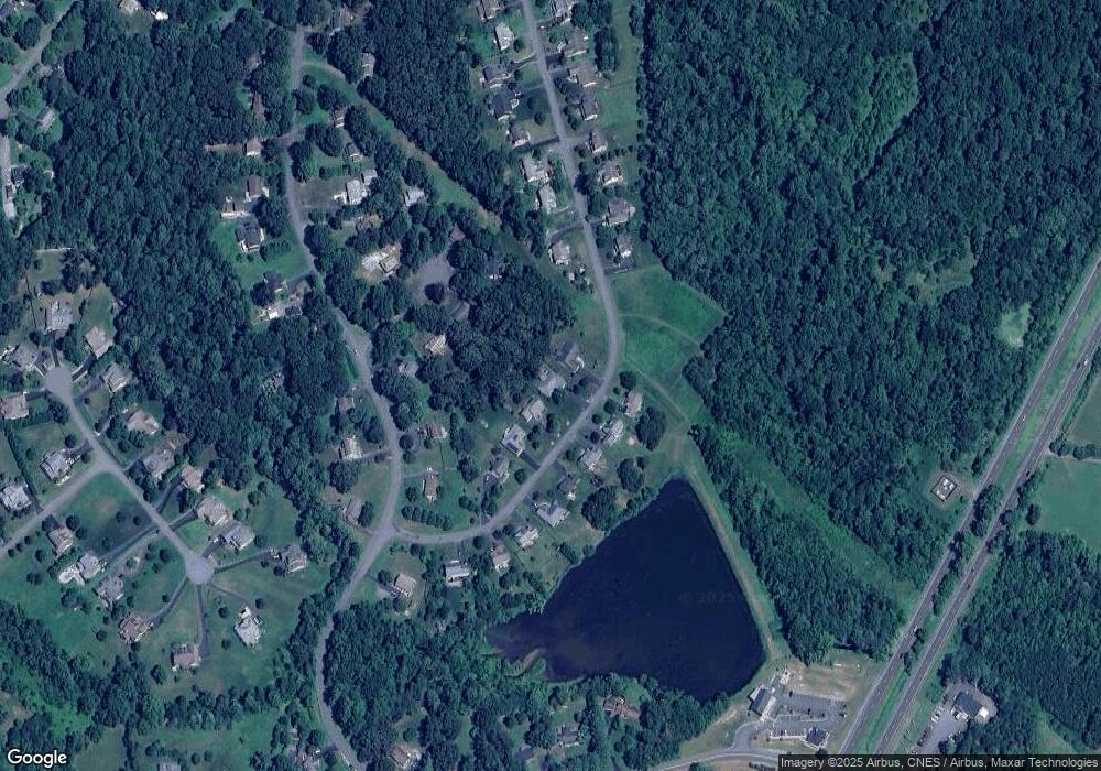 137 Lake Dr, Ruckersville, VA 22968 - photo 1