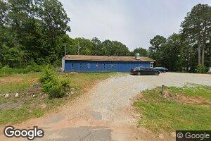 113 S Calhoun Shores Pkwy, Calhoun Falls, SC 29628