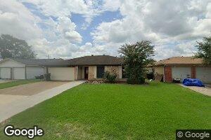 215 N 37th St, Nederland, TX 77627