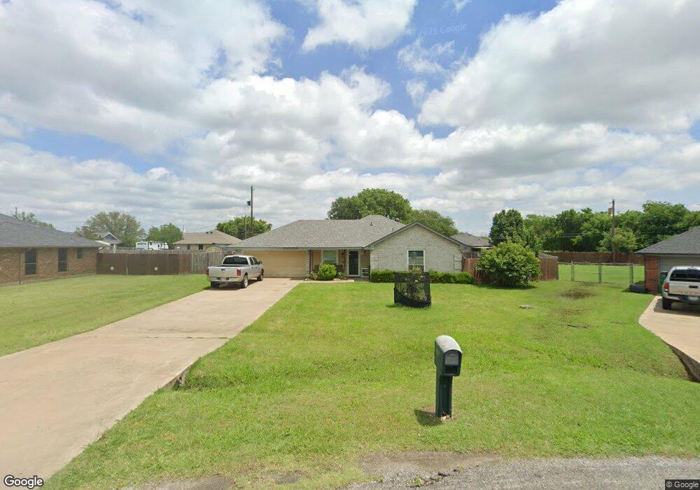 905 Pear Ct, Joshua, TX 76058 - photo 1