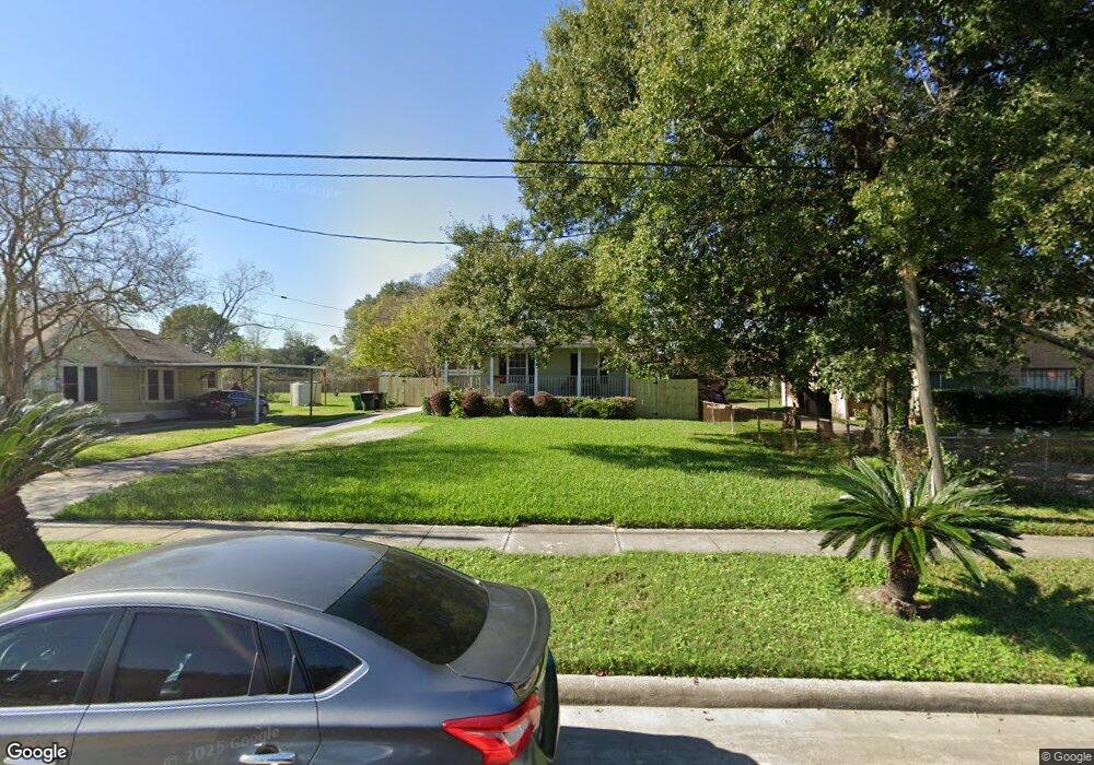 4909 Pickfair St, Houston, TX 77026 - photo 1