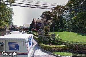 5 Helena Rd, Staten Island, NY 10304