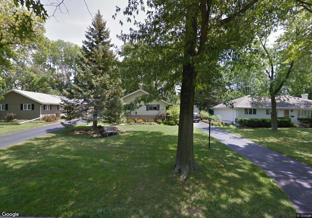 219 Shirley Ct, Wheaton, IL 60187 - photo 1