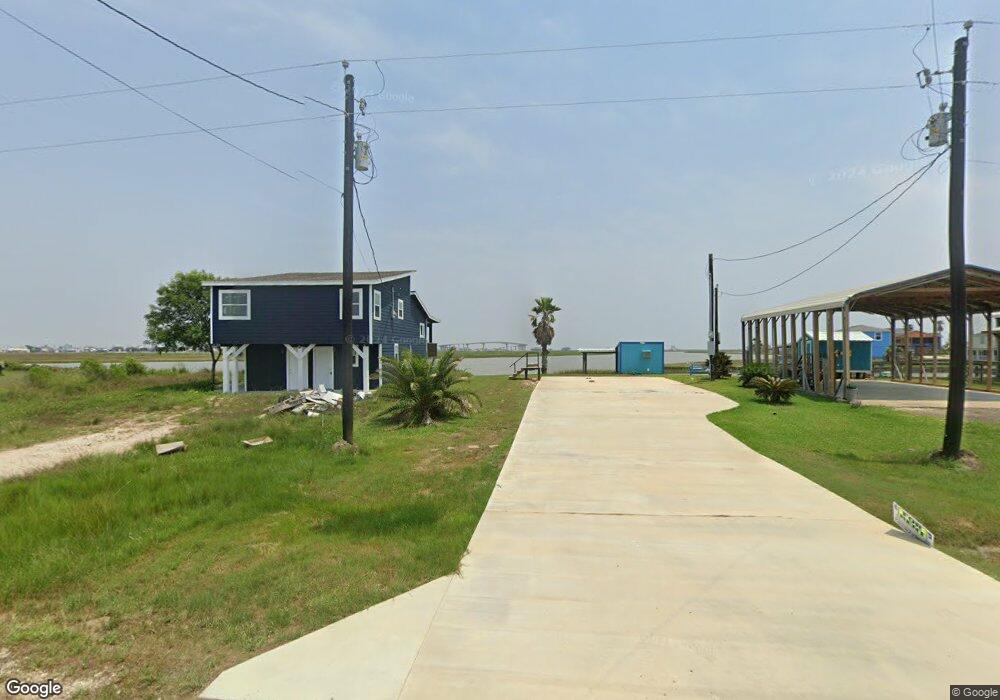 102 Gulfview Dr, Sargent, TX 77414 - photo 1