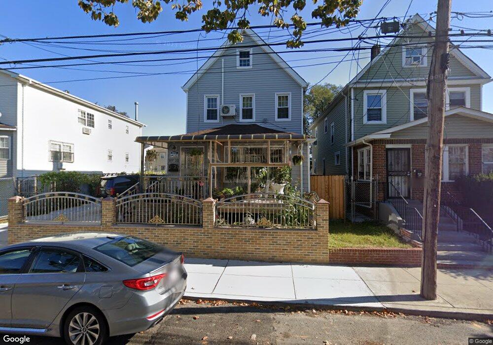 107-25 164th St, Jamaica, NY 11433 - photo 1