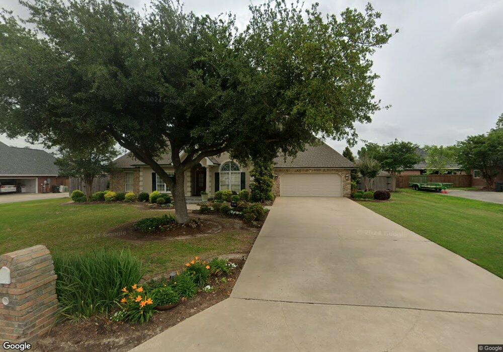 5476 Moulin Rouge Dr, Lake Charles, LA 70605 - photo 1