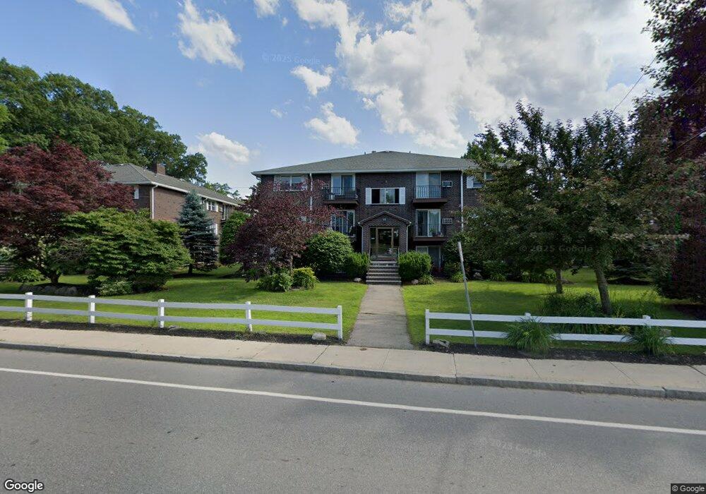 134-138 Pelham St, Methuen, MA 01844 - photo 1