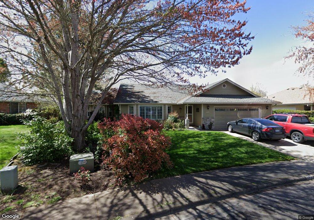 435 Vincent Ave, Central Point, OR 97502 - photo 1