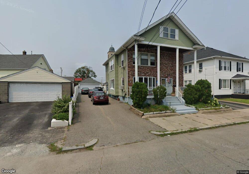 86 Suffolk Ave, Pawtucket, RI 02861 - photo 1