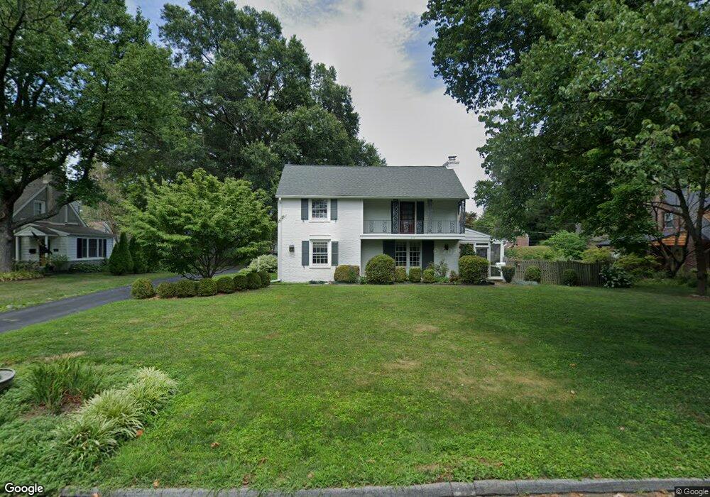 416 E Country Club Ln, Wallingford, PA 19086 - photo 1