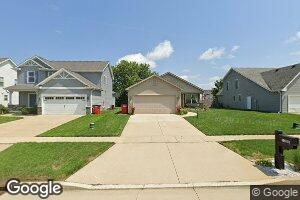 1306 W Ridge Ln, Champaign, IL 61822