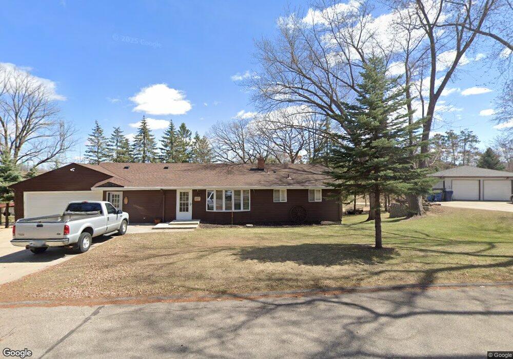 5649 E Glen Moor Rd, Minnetonka, MN 55345 - photo 1