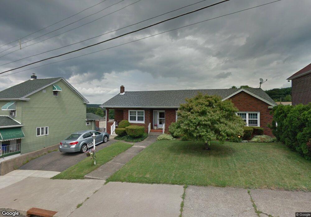 909 N Laurel St, Hazleton, PA 18201 - photo 1