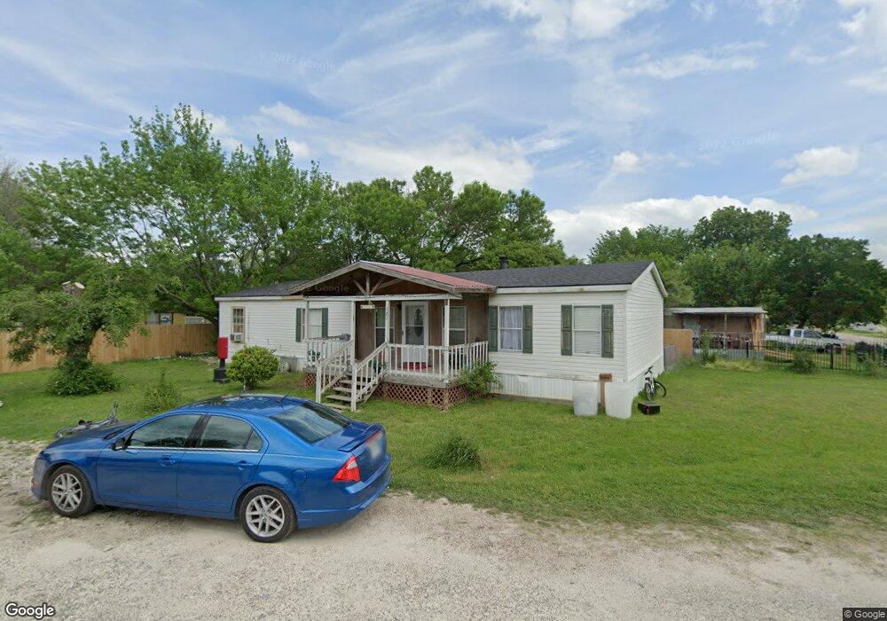 121 Holly Loop, Ennis, TX 75119 - photo 1