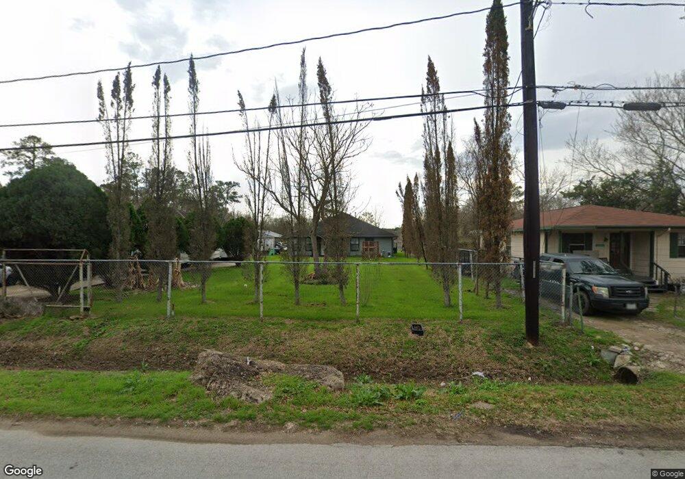 3225 De Soto St, Houston, TX 77091 - photo 1