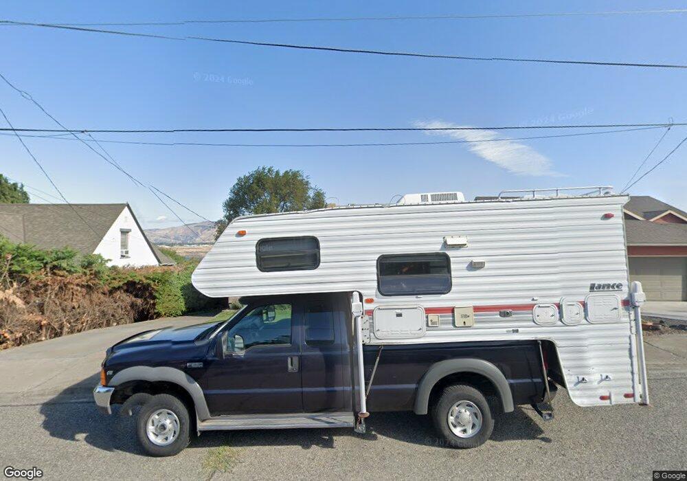 2317 E 14th St, the Dalles, OR 97058 - photo 1