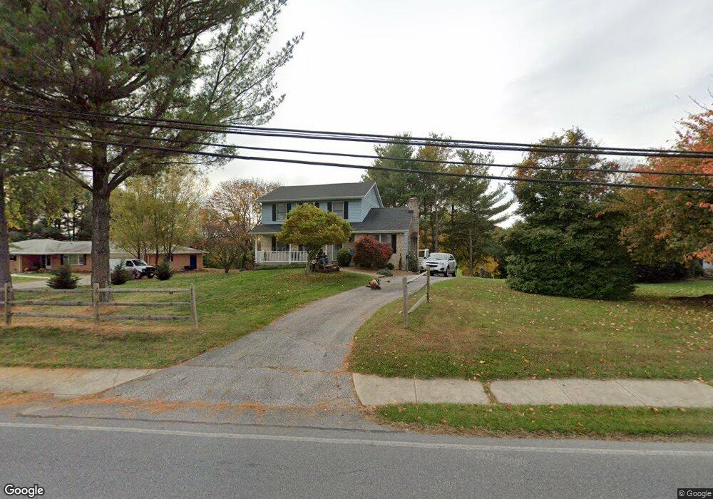 731 Obrecht Rd, Sykesville, MD 21784 - photo 1