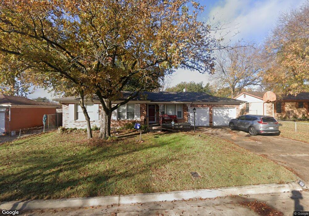 1013 Valentine St, Hurst, TX 76053 - photo 1