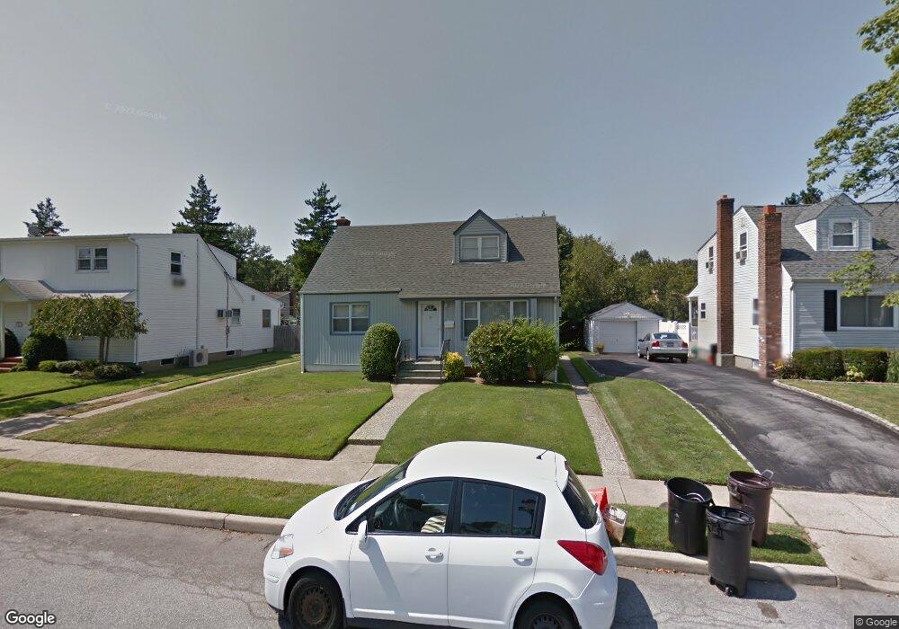 426 Howard Ave, Franklin Square, NY 11010 - photo 1