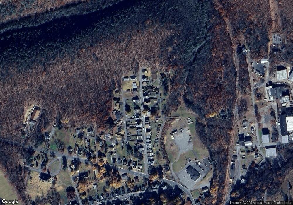 219 Lauderburn Ave, Weatherly, PA 18255 - photo 1