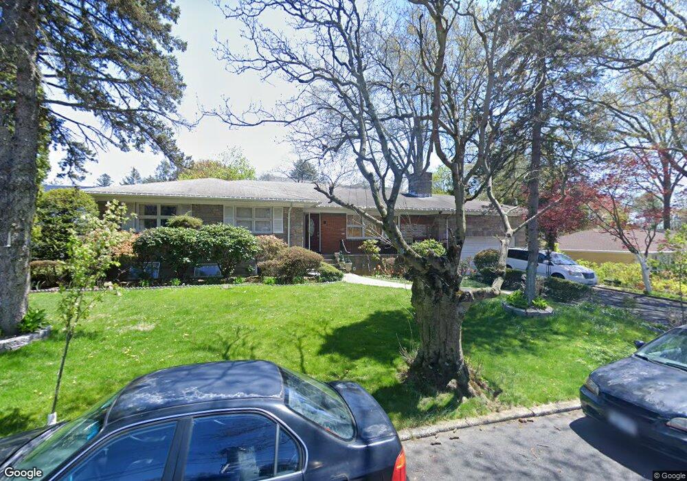 66 Nimitz Rd, Yonkers, NY 10710 - photo 1