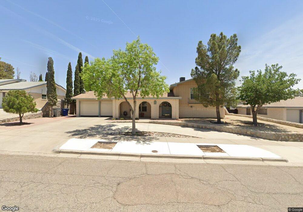 10829 Vista Alegre Dr, El Paso, TX 79935 - photo 1