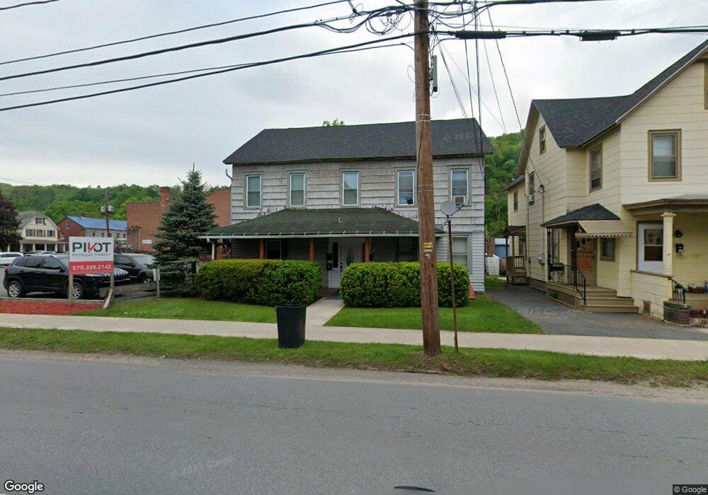 515 Church St unit B, Honesdale, PA 18431 - photo 1