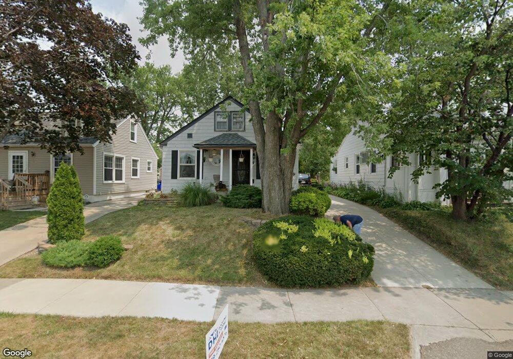 139 17th St SW, Cedar Rapids, IA 52404 - photo 1