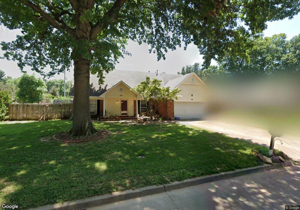 205 W Charlotte St, Broken Arrow, OK 74011 - photo 1