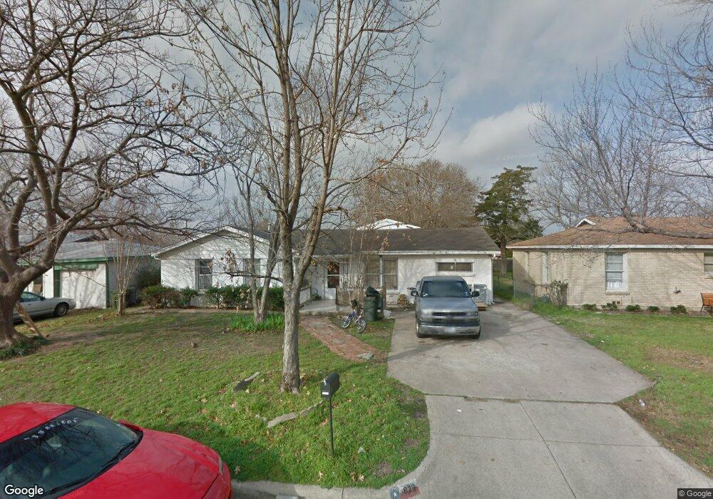 829 Zelda Dr, Hurst, TX 76053 - photo 1