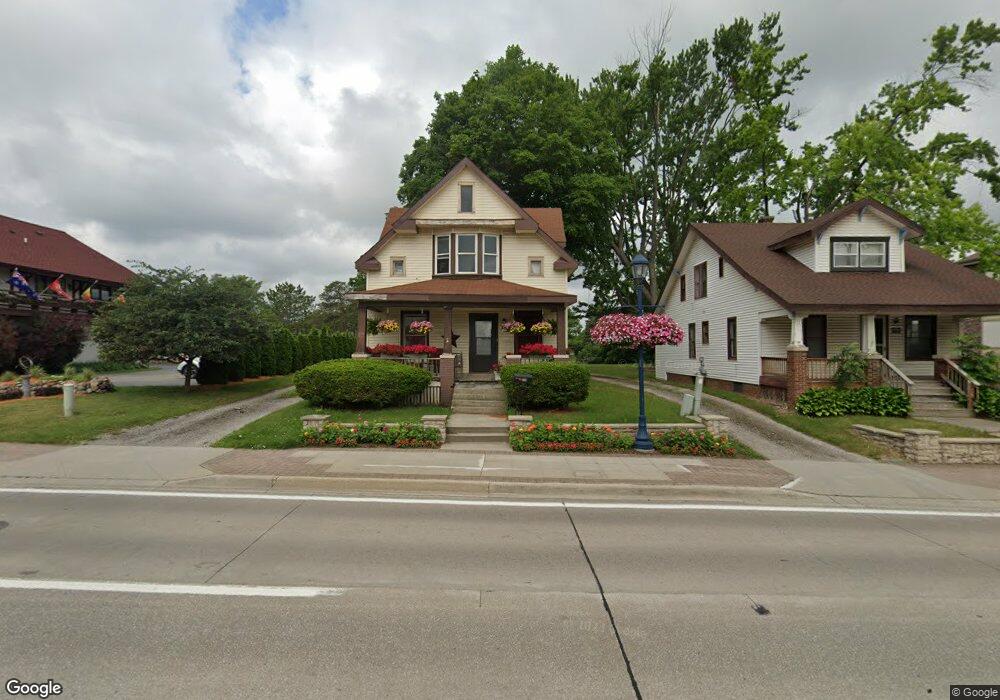 958 S Main St, Frankenmuth, MI 48734 - photo 1