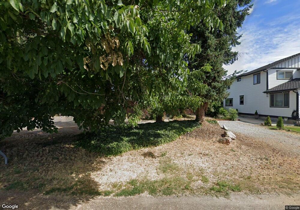 2445 1st St NE, East Wenatchee, WA 98802 - photo 1