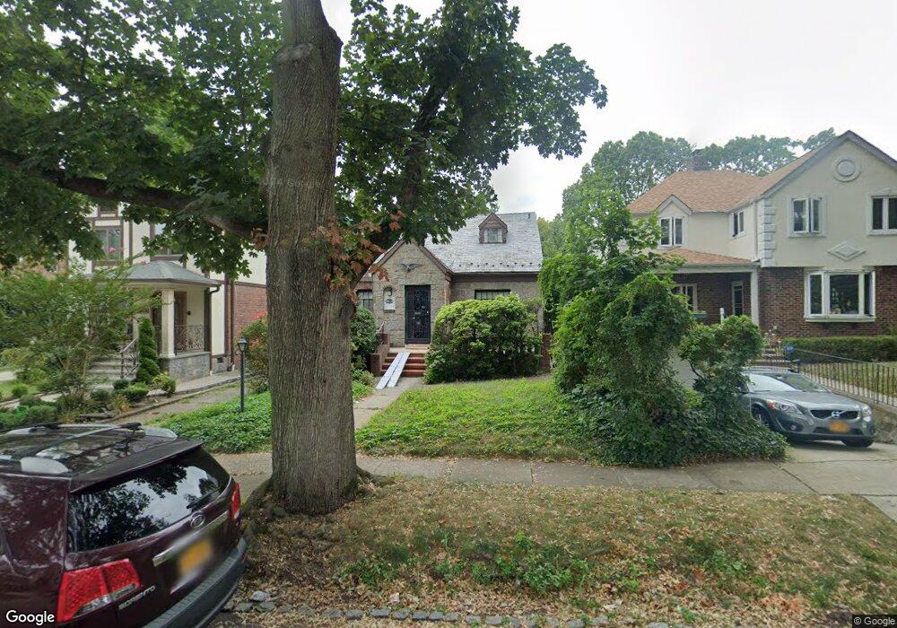 18451 Tudor Rd, Jamaica, NY 11432 - photo 1