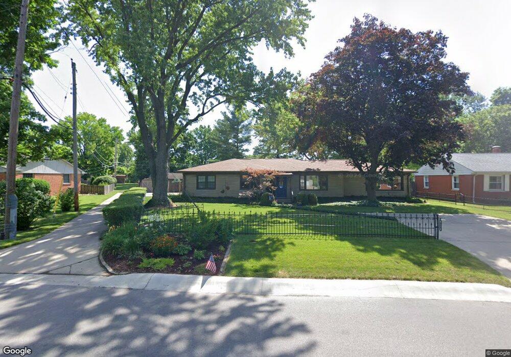 415 S Carr Rd, Plainfield, IN 46168 - photo 1