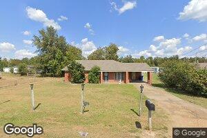 111 Cedar St, Tchula, MS 39169