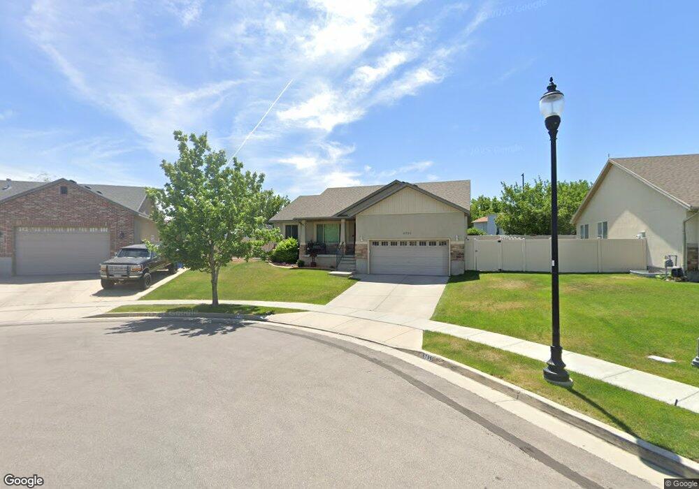 6796 S Majestic Loop Rd, West Jordan, UT 84081 - photo 1